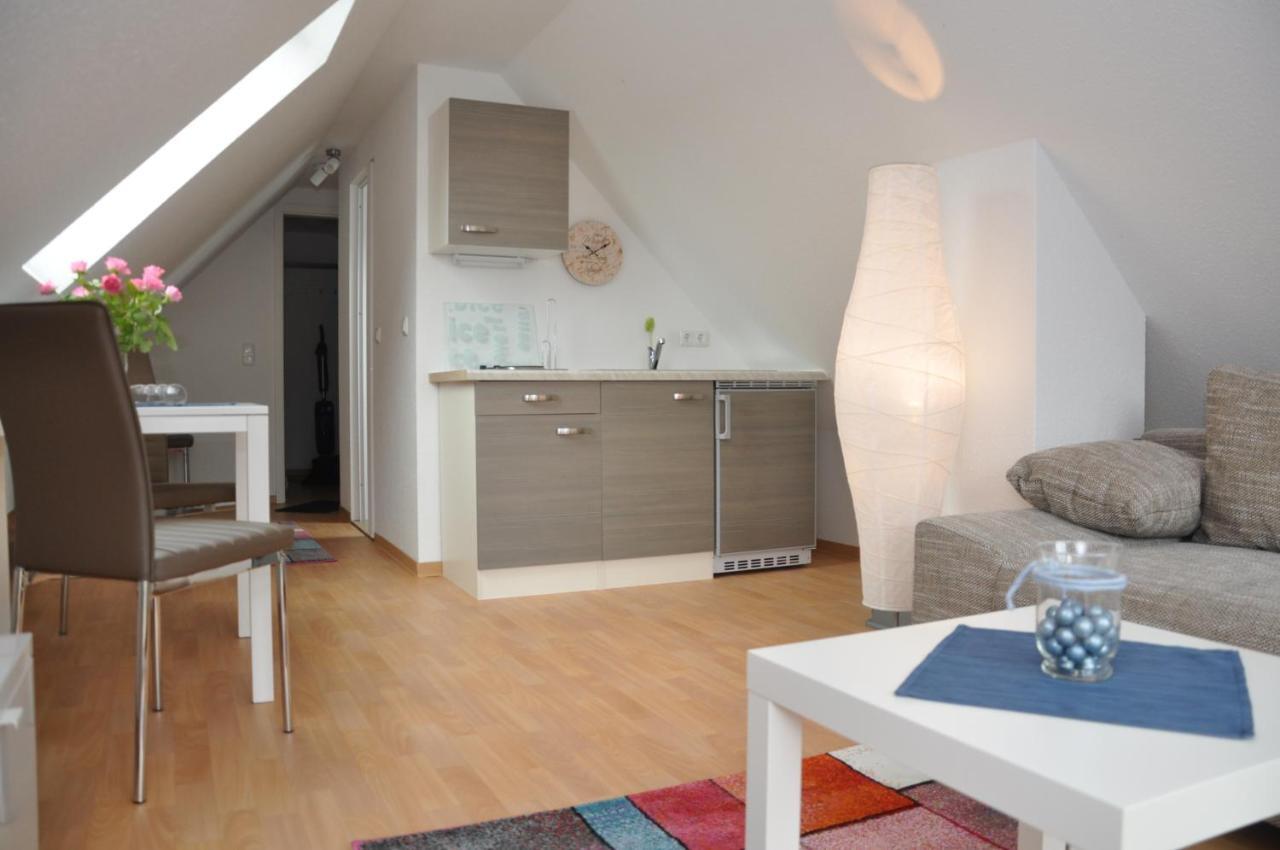 Ferienhaus Mueritzzauber / 1 Zimmer Dachgeschoss-Appartement Röbel Εξωτερικό φωτογραφία