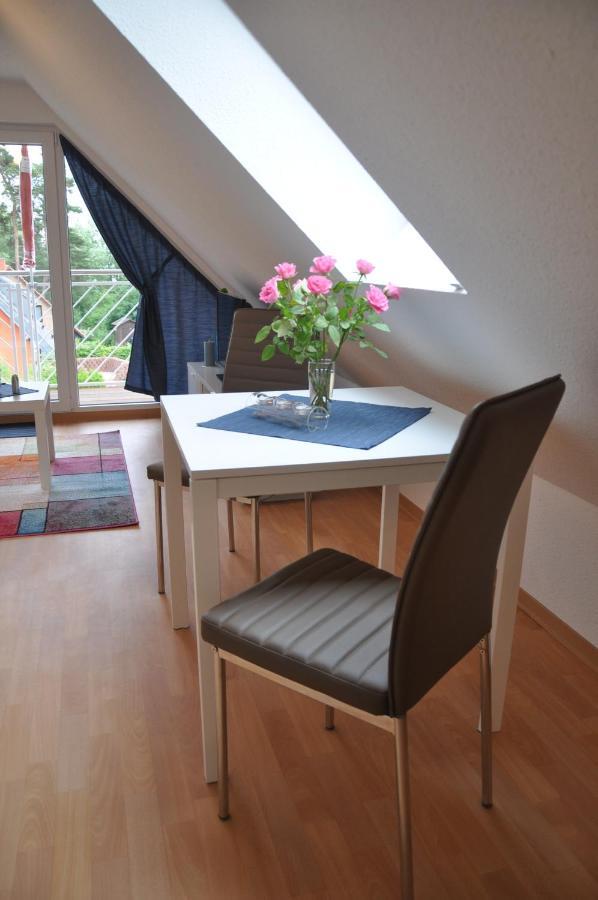 Ferienhaus Mueritzzauber / 1 Zimmer Dachgeschoss-Appartement Röbel Εξωτερικό φωτογραφία
