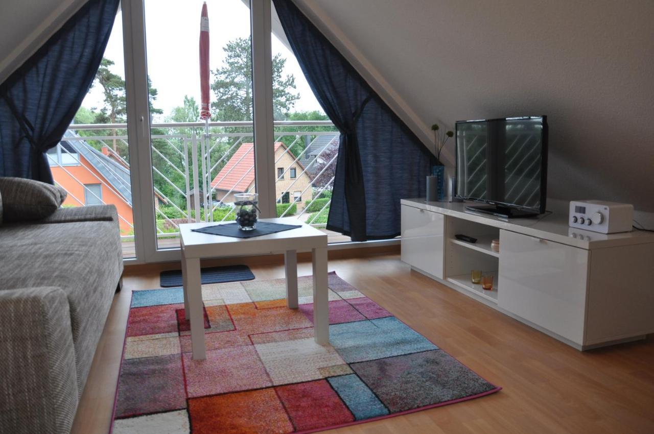 Ferienhaus Mueritzzauber / 1 Zimmer Dachgeschoss-Appartement Röbel Εξωτερικό φωτογραφία